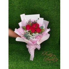 ROSES HAND BOUQUET